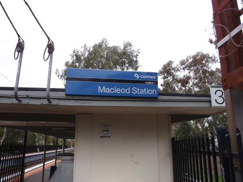 Macleod駅