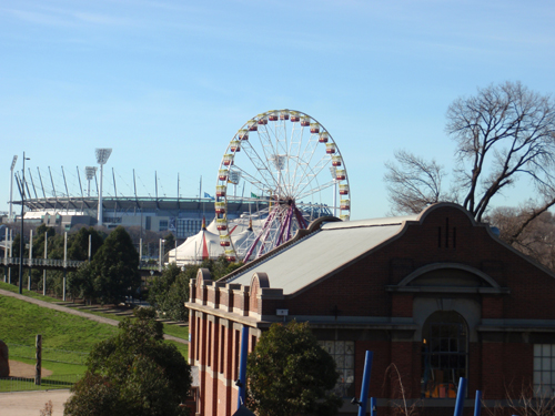 朝のFlinders Street