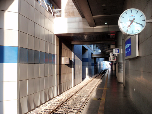 ベン・グリオン空港駅