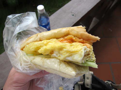 ドライブインにて