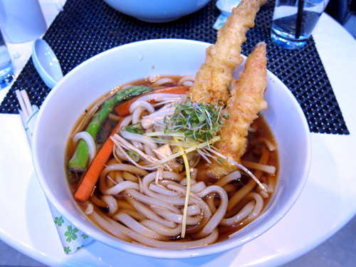 JFK国際空港での昼食