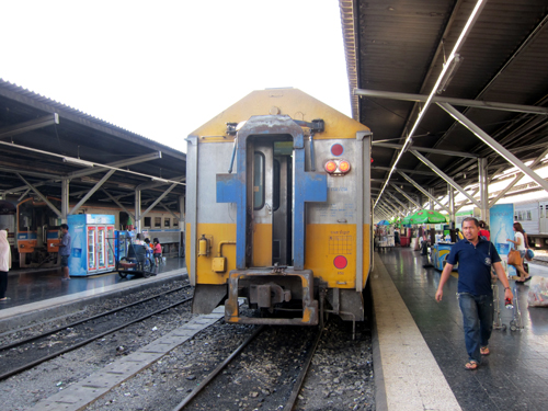 Hua Lamphong Station